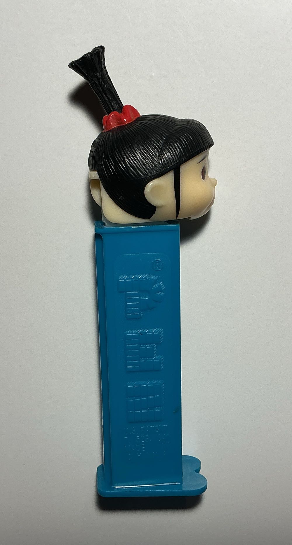 Despicable Me-Agnes - MOVIE AND SERIES pez collectible - Main Image 2