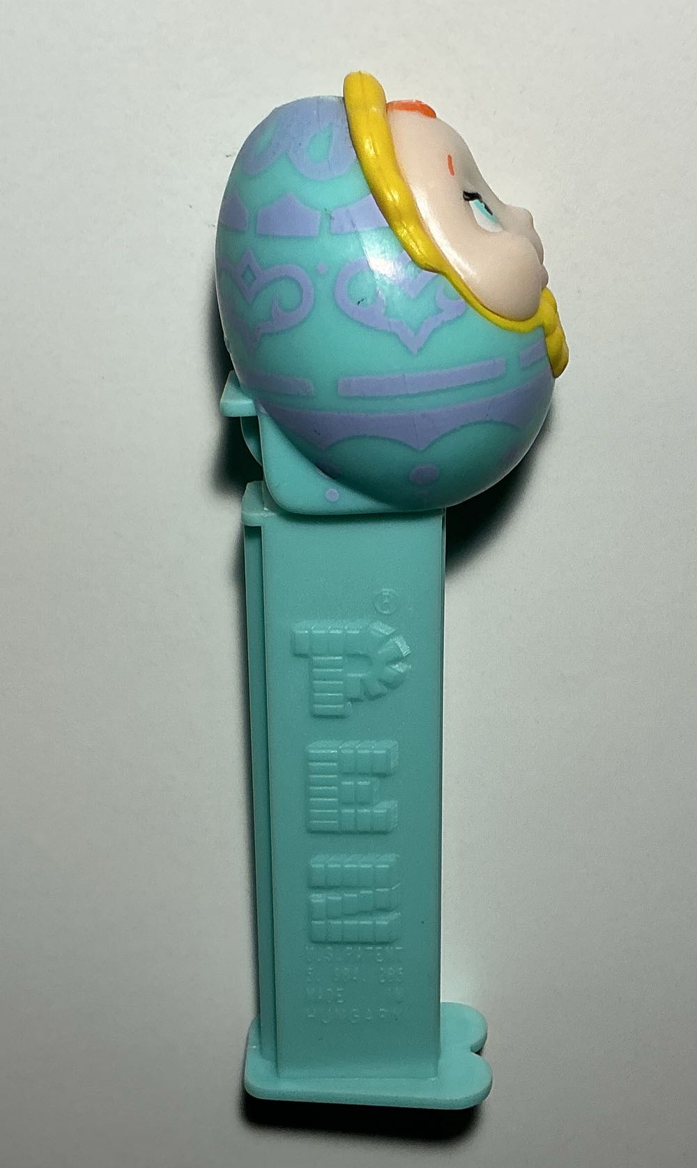 Easter-Baby Egg - Easter pez collectible - Main Image 2