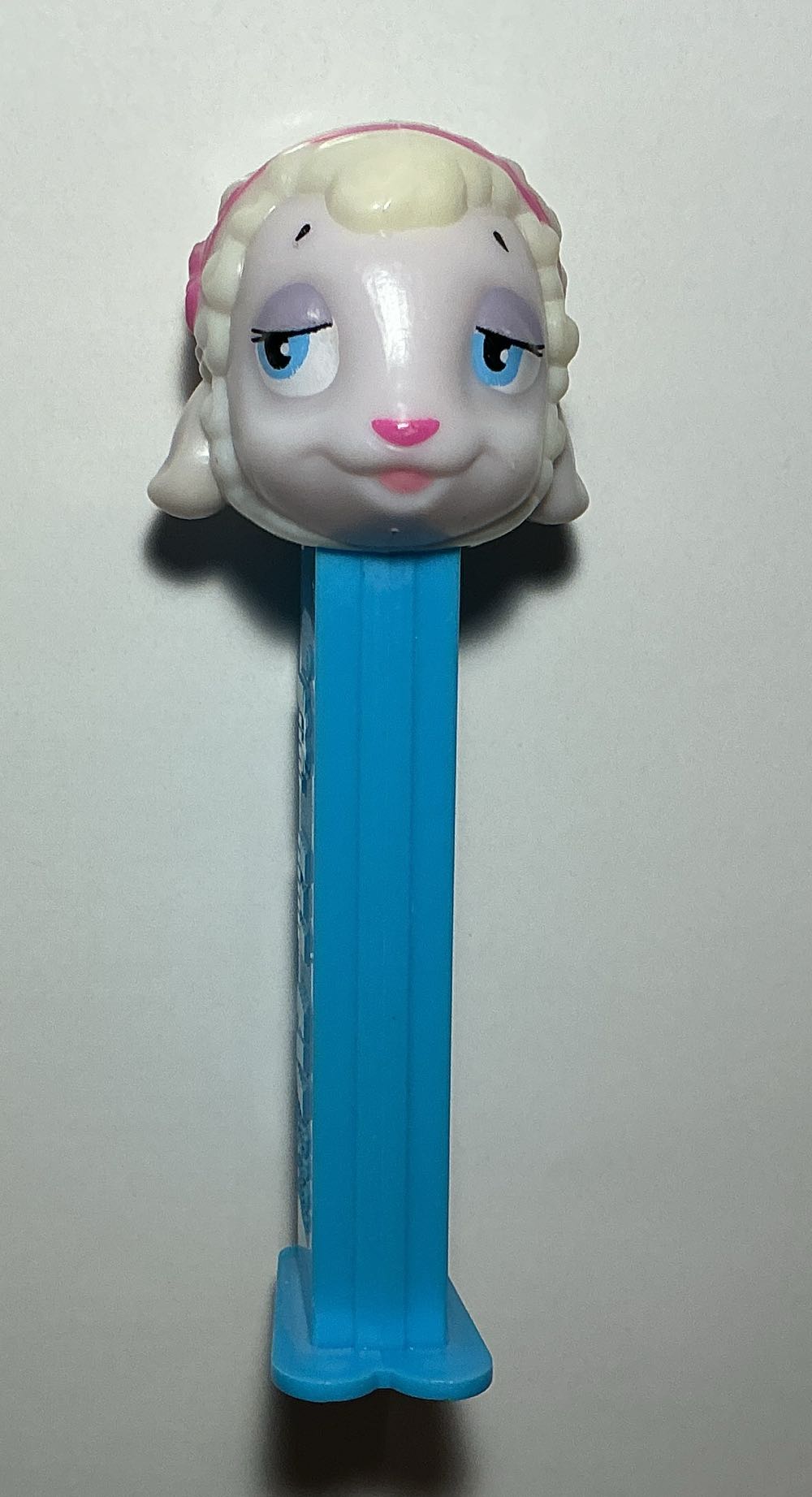 Huckleberry Chase Red