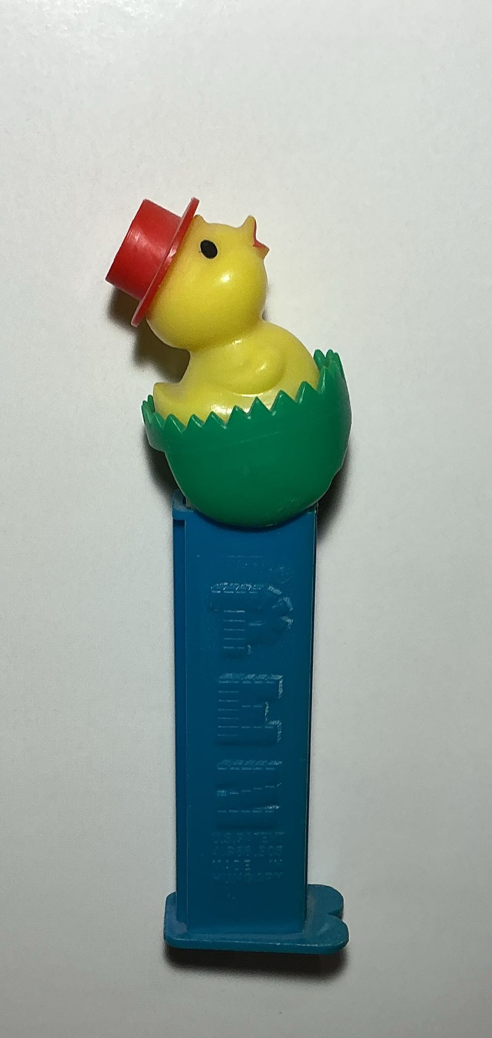 Easter-Chick In Green Hat - Easter pez collectible - Main Image 2
