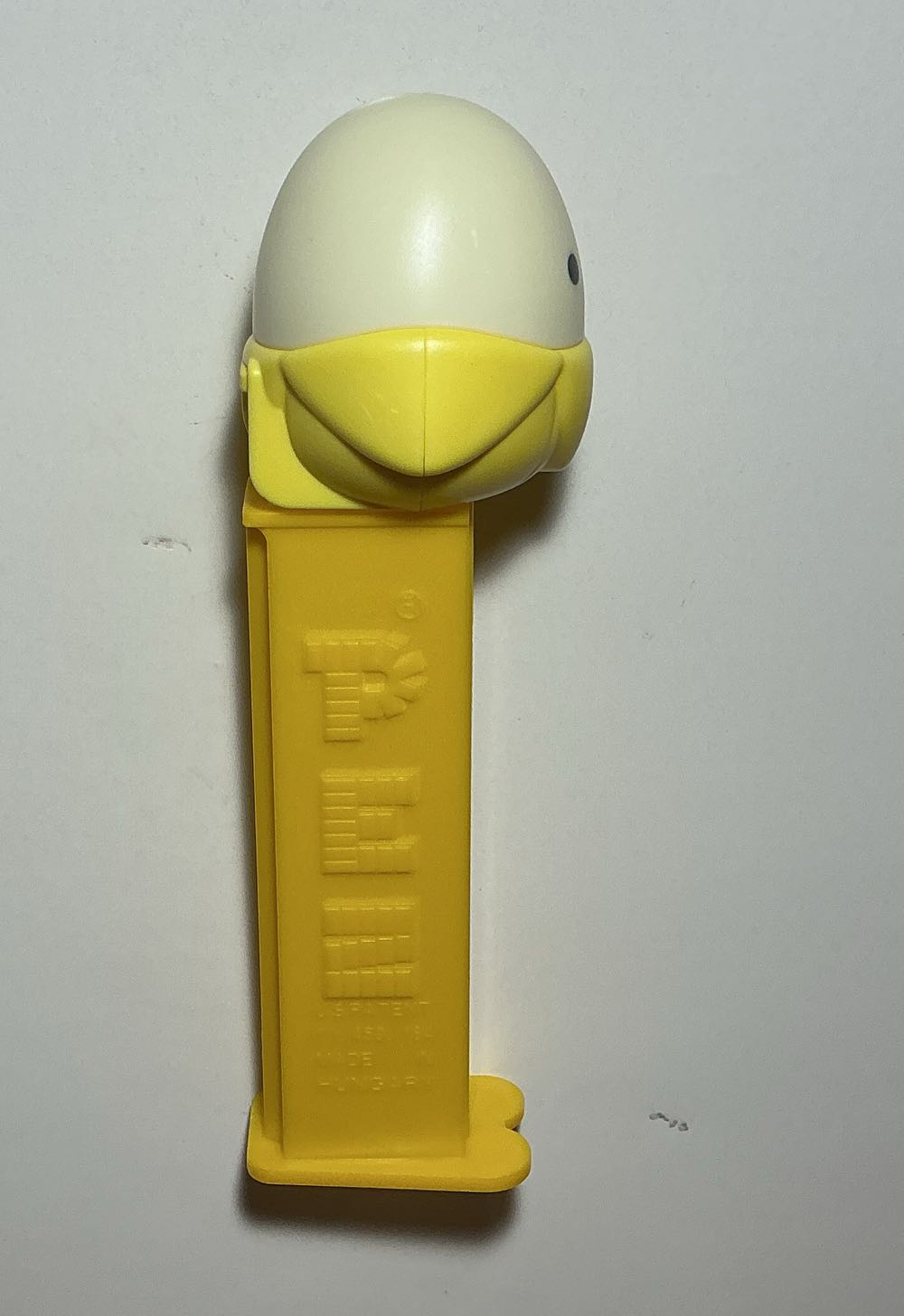 Squishmallos-Banana Junie - Squishmallows pez collectible - Main Image 2