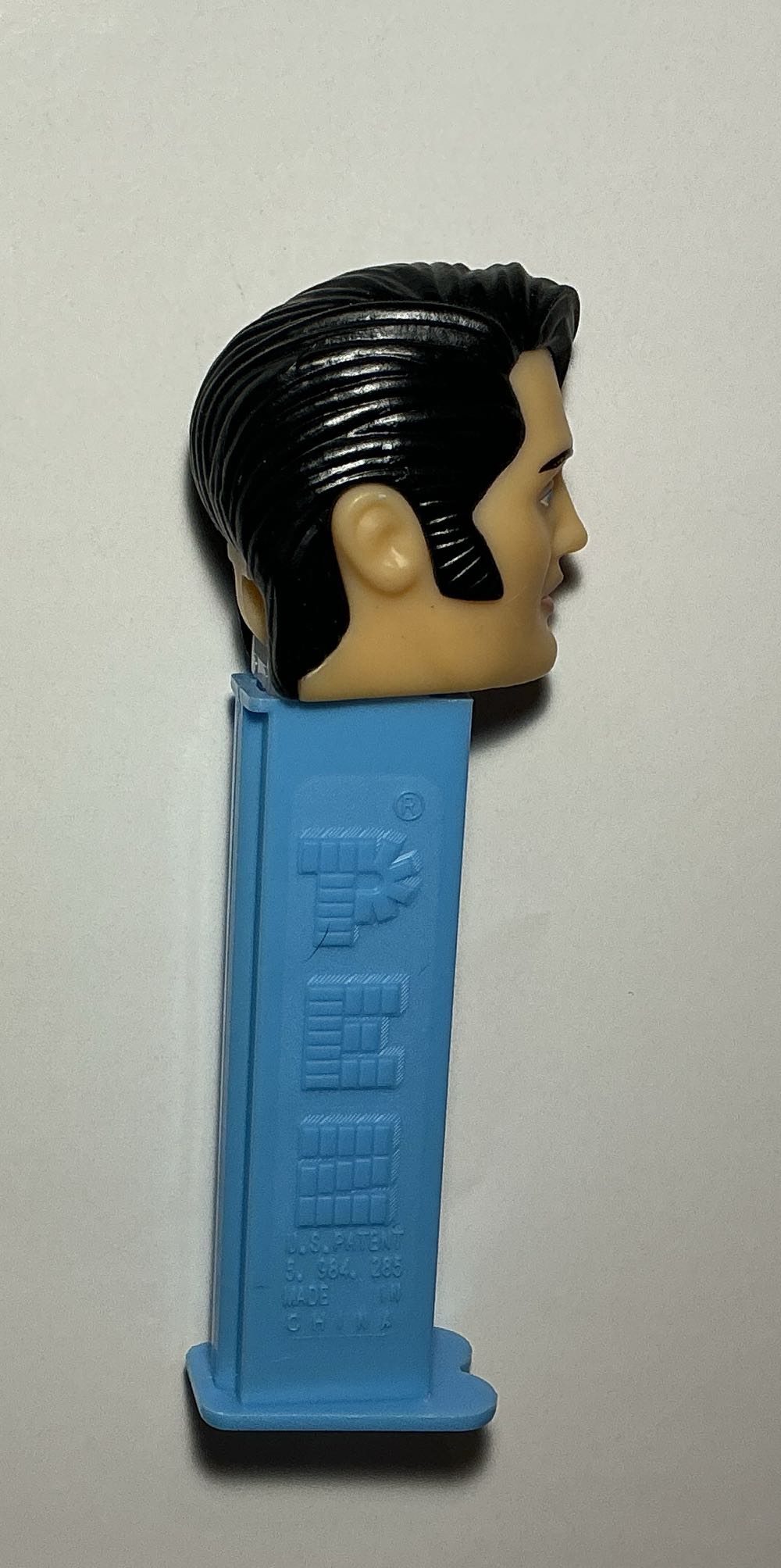 Elvis-60’s - Famous People pez collectible - Main Image 2