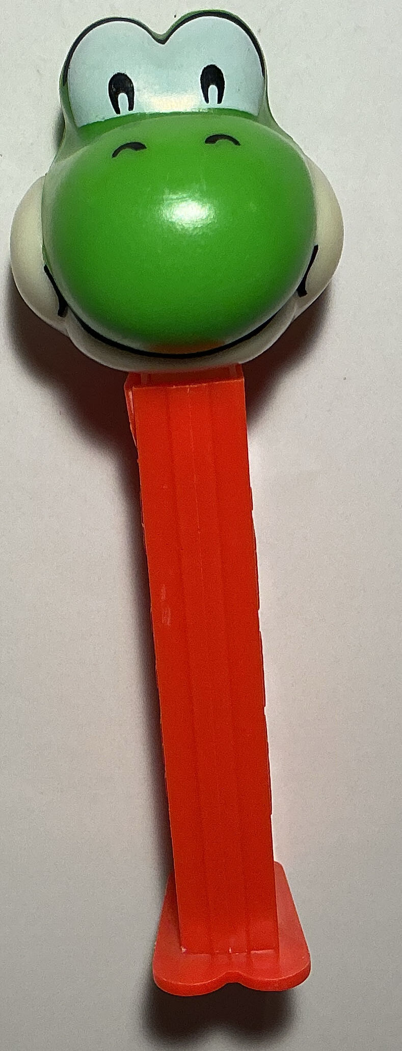 Nintendo-Yoshi - ANIMATED MOVIE AND SERIES pez collectible - Main Image 2