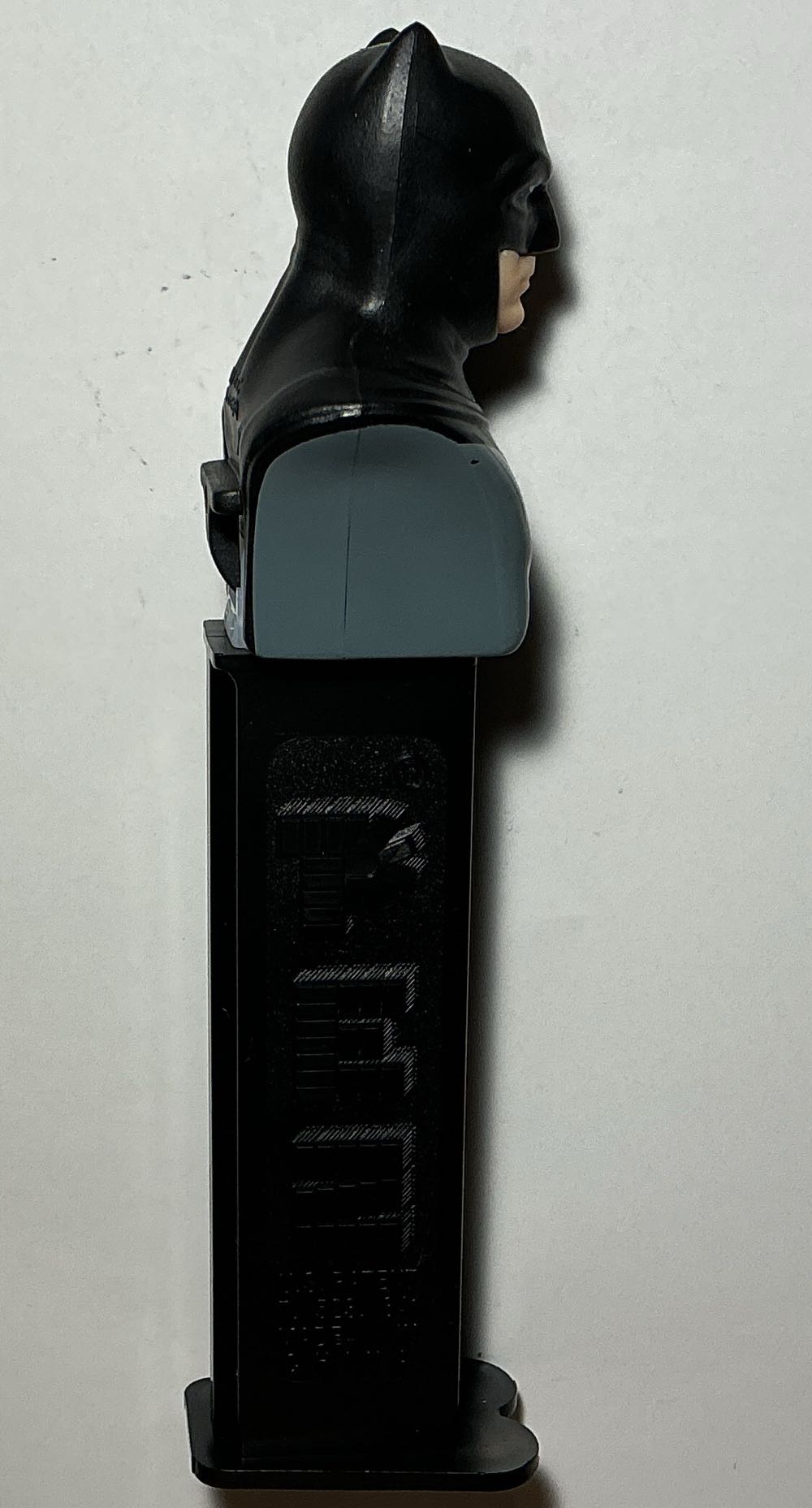 Superheros 2017-Justice League-Batman B - Superheroes pez collectible - Main Image 2