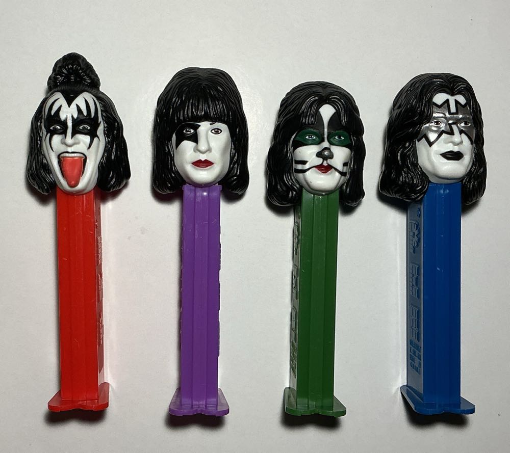 Kiss-Gene Simmons - Famous People pez collectible - Main Image 3
