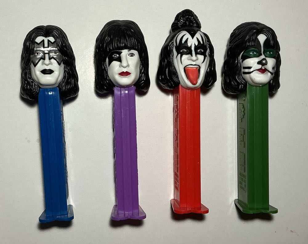Kiss-Tommy Thayer - Famous People pez collectible - Main Image 3
