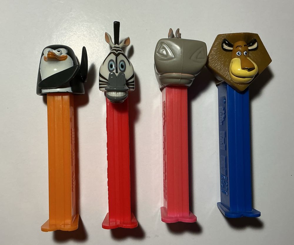 Madagascar-Skipper - DREAMWORKS MOVIE pez collectible - Main Image 3