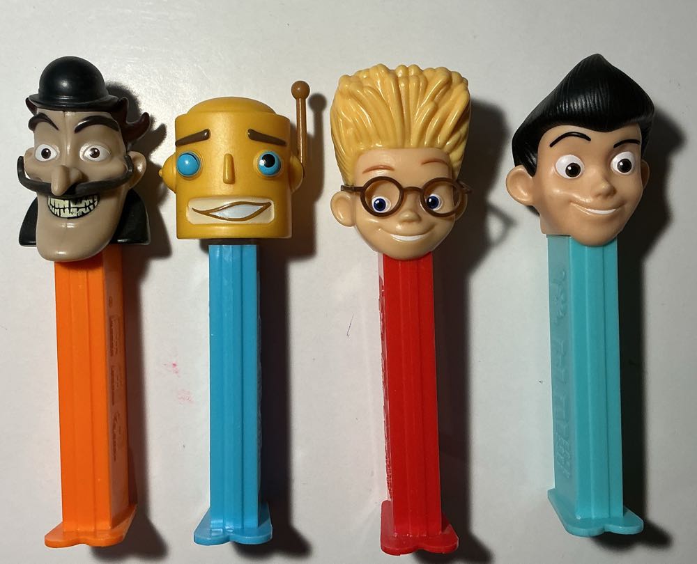 Meet The Robinsons-Wilbur Robinson - Disney Movies pez collectible - Main Image 3