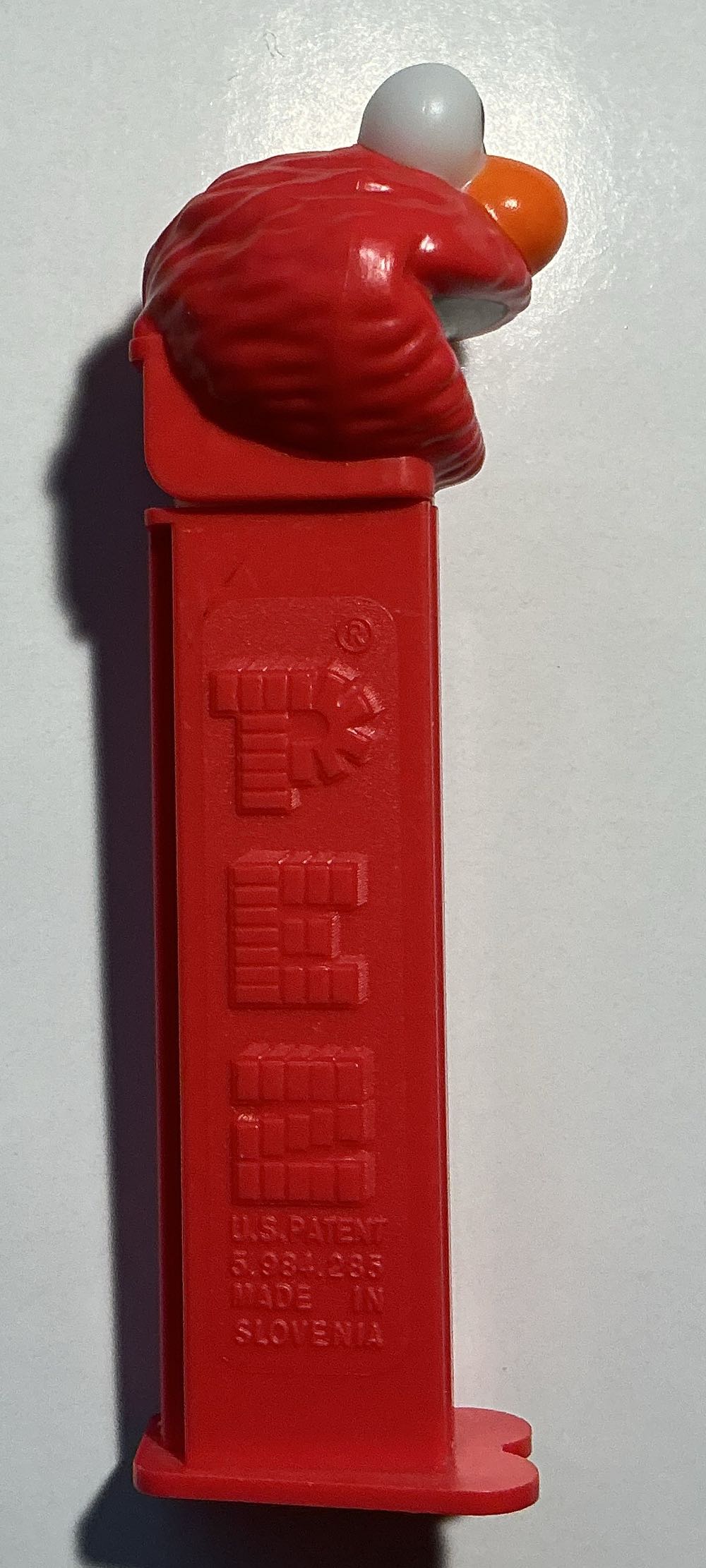 Sesame Street-Elmo - ANIMATED MOVIE AND SERIES pez collectible - Main Image 2
