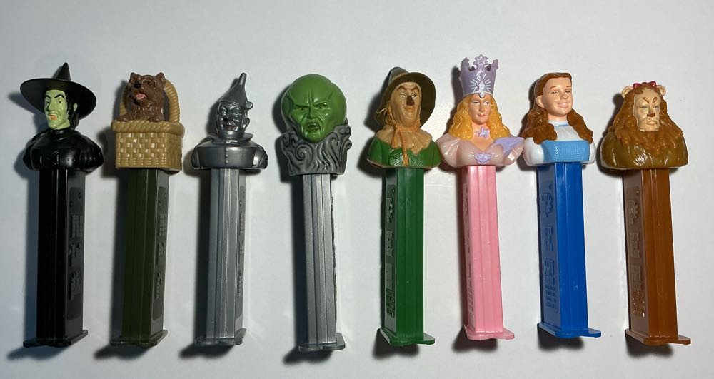 Wizard Of Oz-The Wizard - MOVIE AND SERIES pez collectible - Main Image 3