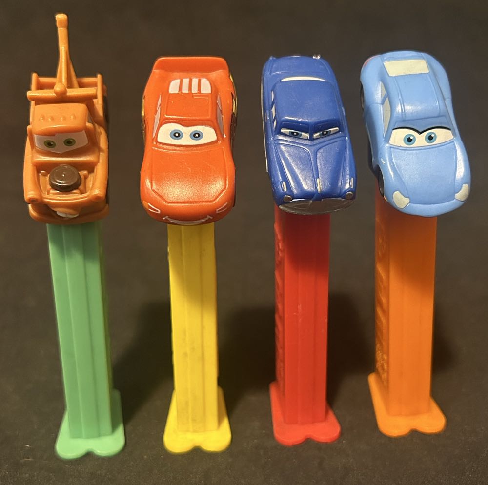 Disney - Cars - Hudson Hornet - Animated Movies pez collectible - Main Image 4