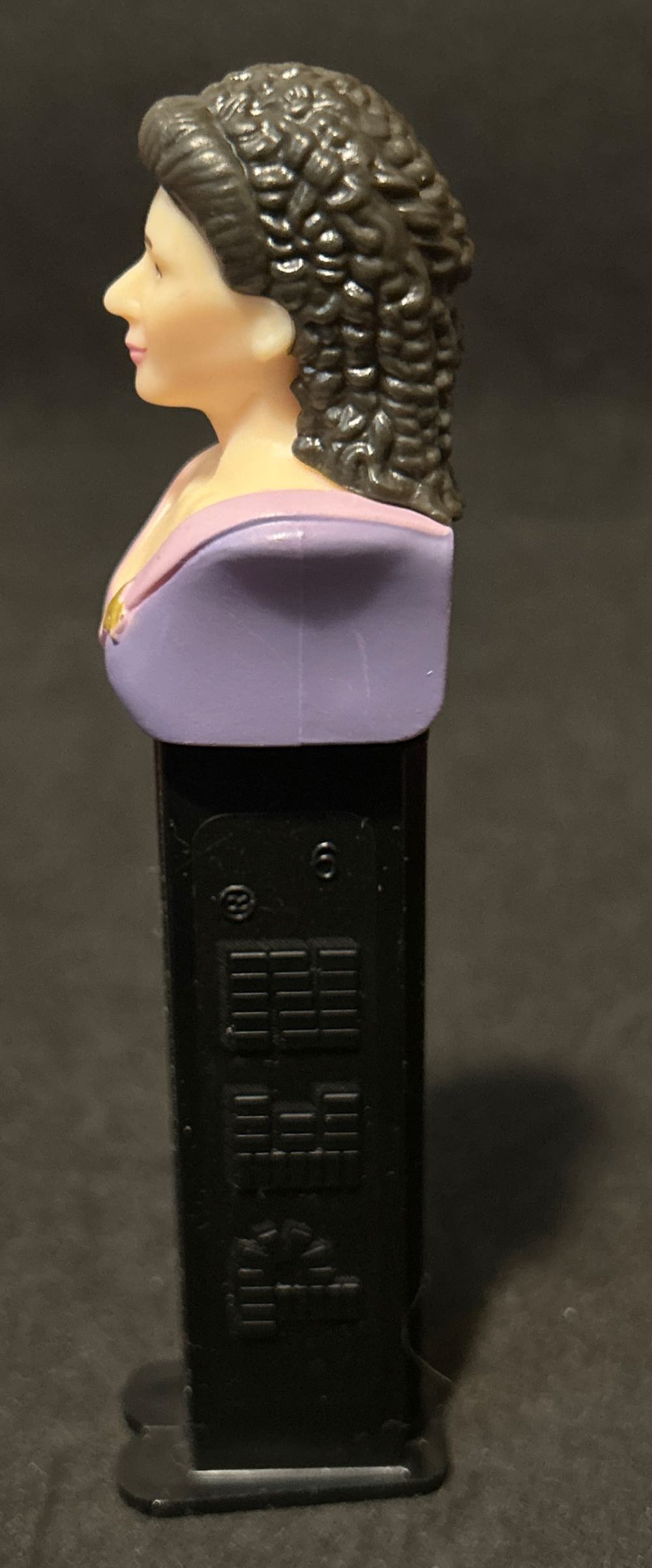 Star Trek Next Gen - Deanna Troi - Tv Show pez collectible [Barcode 073621008243] - Main Image 3