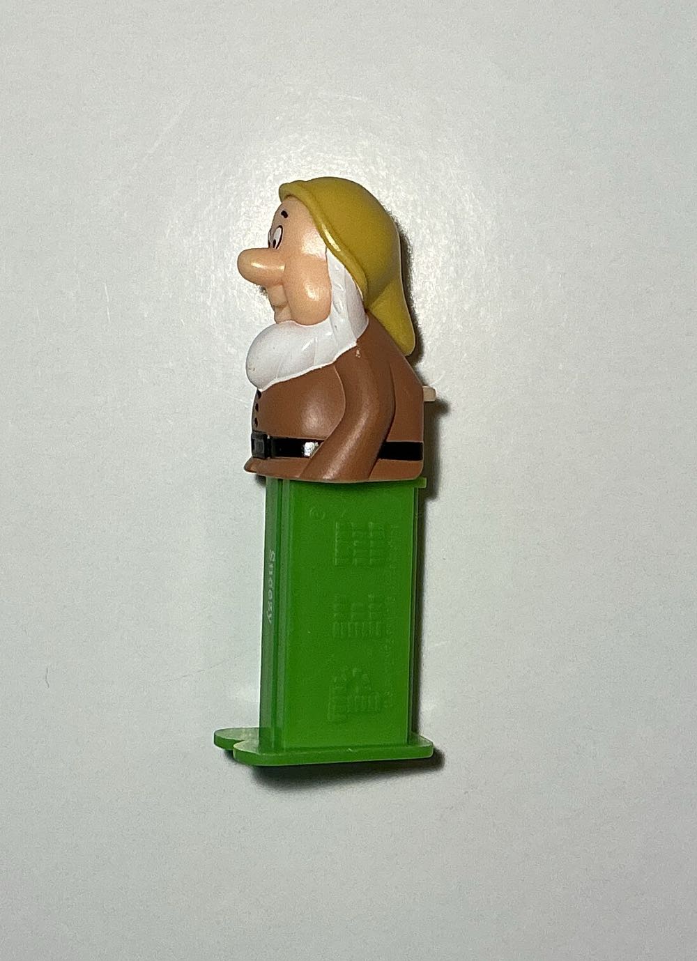 Snow White & The 7 Dwarfs-Sneezy - Disney Classic pez collectible - Main Image 2