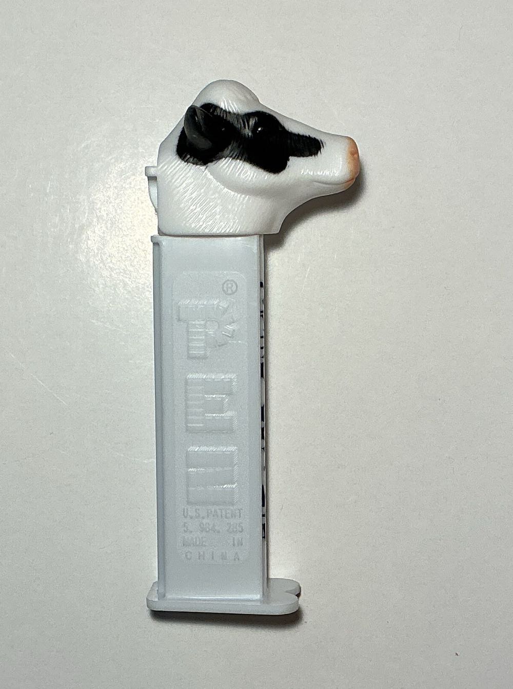 Chick Fil A Cow-Eat Mor Chikin - ADVERTISING pez collectible - Main Image 2