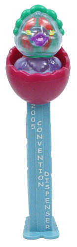 Chick In Egg B - 2005 Convention Dispenser - Convention pez collectible - Main Image 2