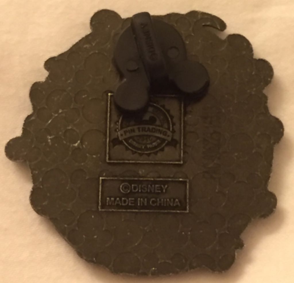 Walt Disney And His Mickey Creations - Disney Parks pin collectible [Barcode 400009957662] - Main Image 2