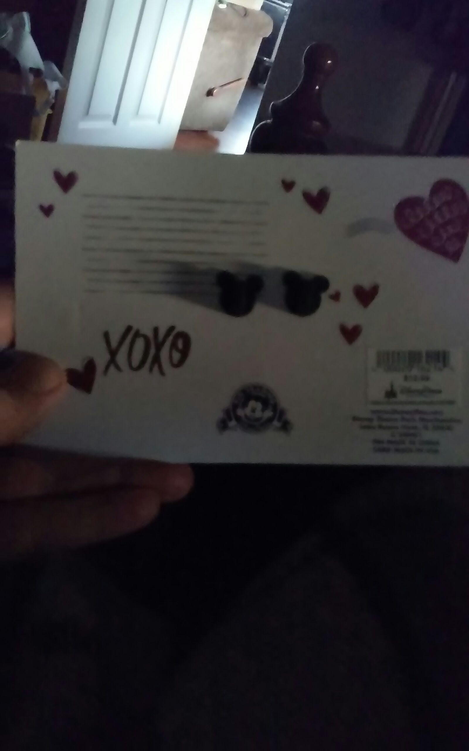 Valentine day - Core Characters pin collectible [Barcode 400020162144] - Main Image 2