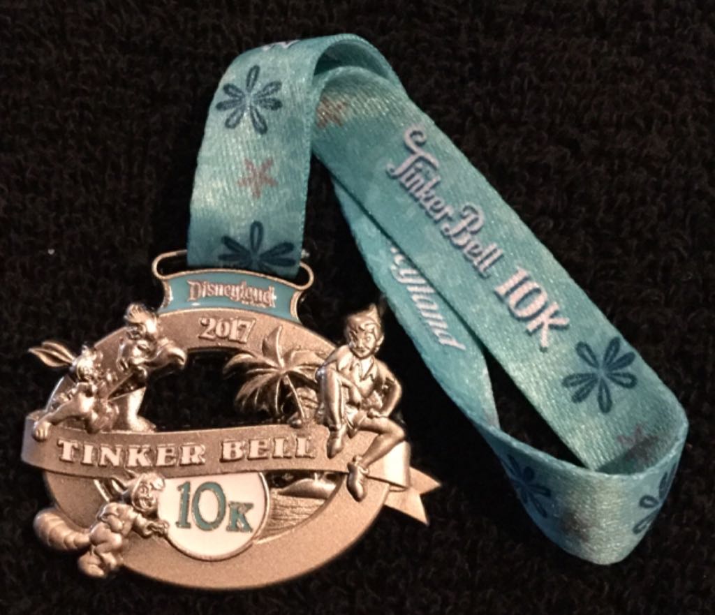 Hooters Staff Pin - Grill Cook