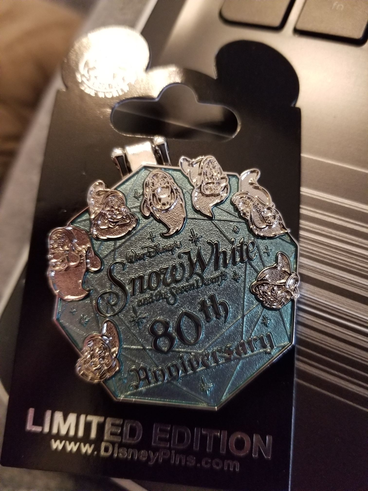 Tinkerbell - Halloween Pin 2011 & 2013 Ltd Edition 3000