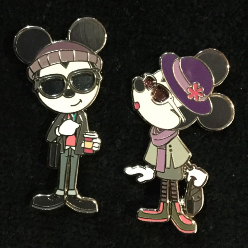 Bon Vivant  pin collectible [Barcode 400000351384] - Main Image 1