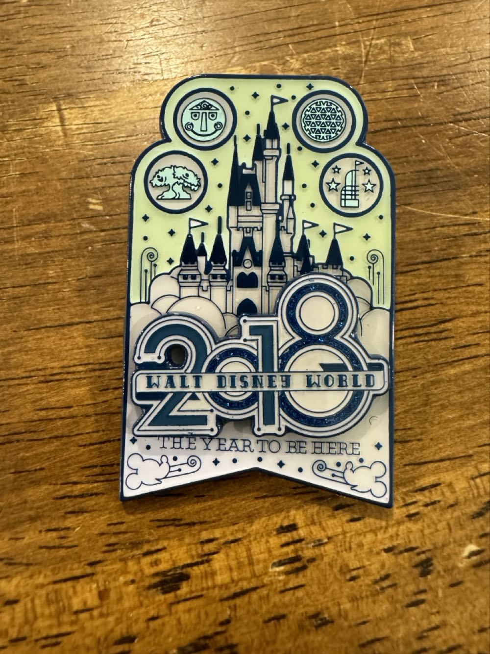 2018 Walt Disney World, Year To Be Here castle - Parks pin collectible [Barcode 400020481412] - Main Image 3