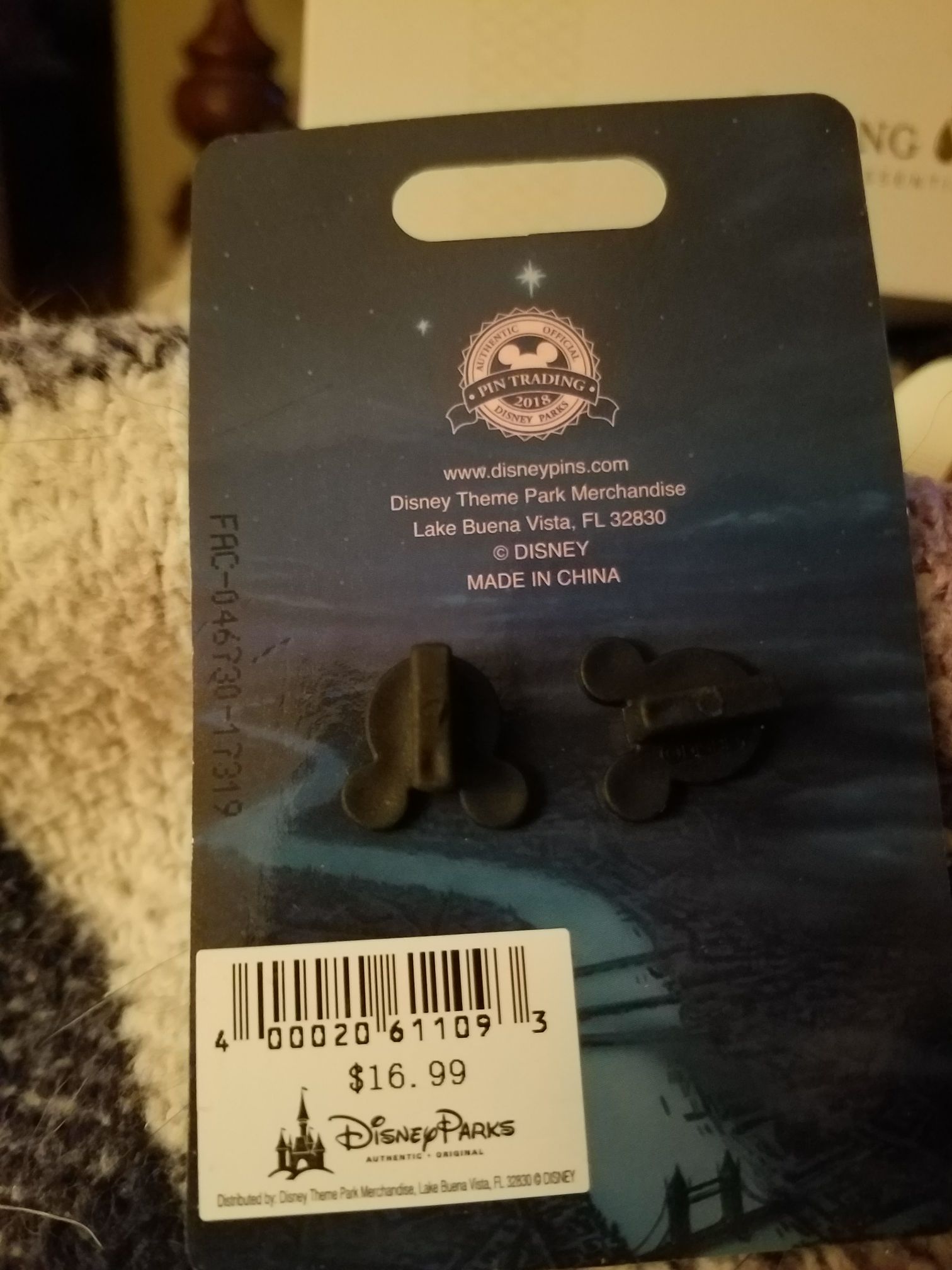 Peter Pan 65th anniversary - Disney pin collectible [Barcode 400020611093] - Main Image 2