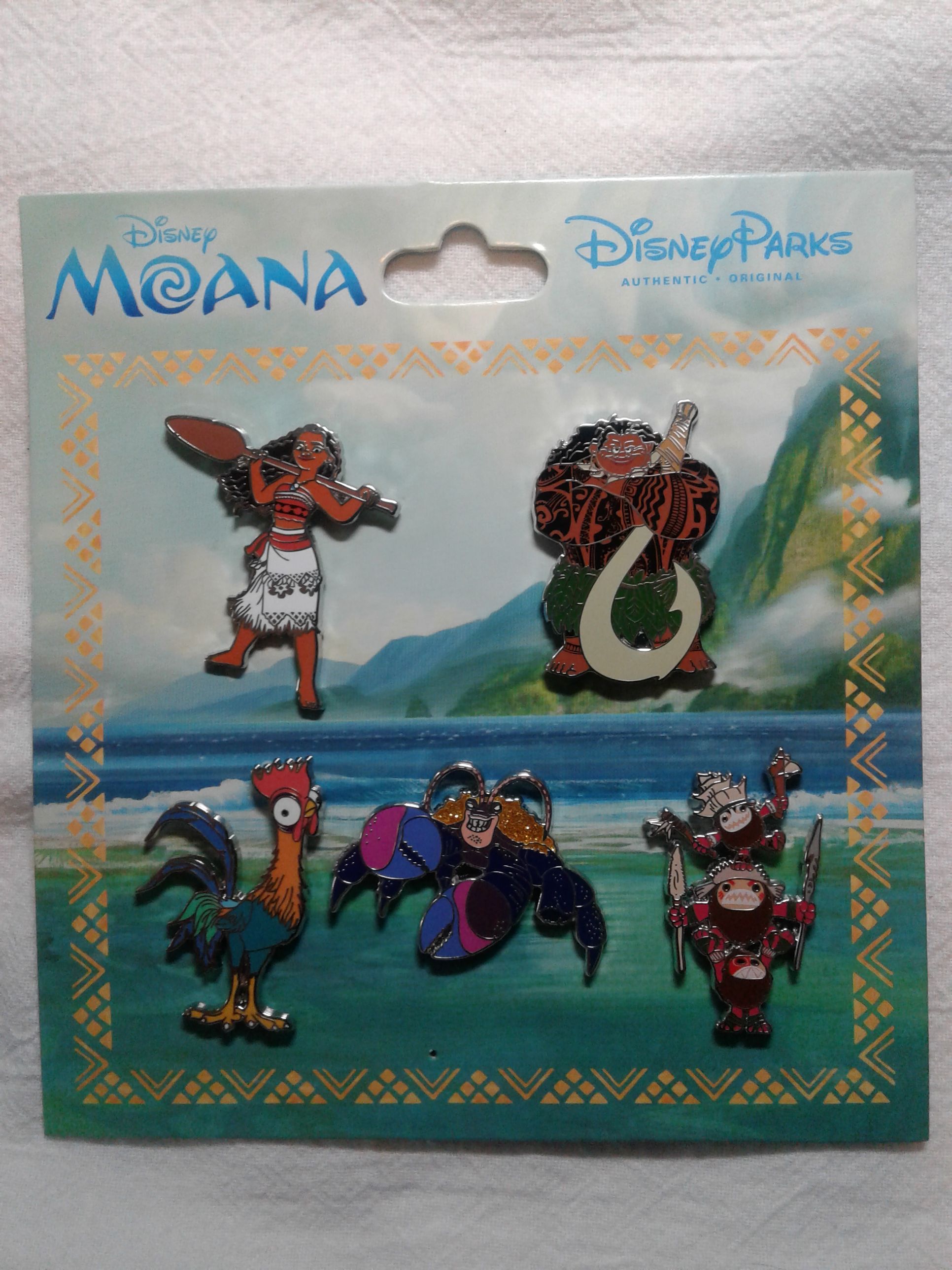 Moana Pin set- Moana  pin collectible [Barcode 400020636430] - Main Image 2