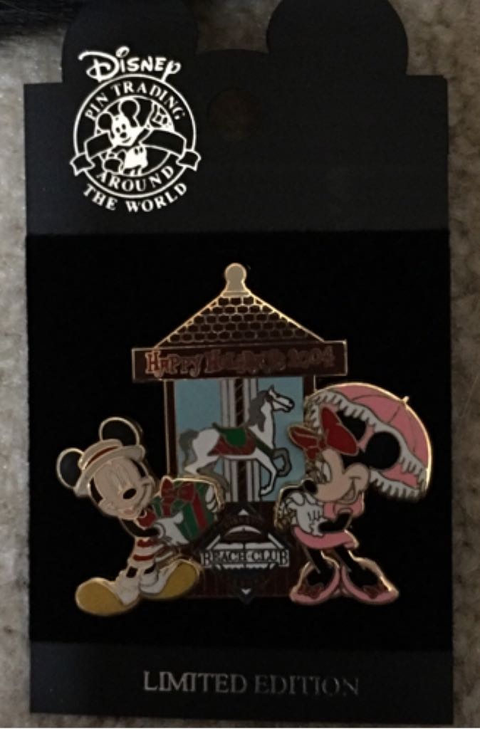 Mystery Pins Best Friends 