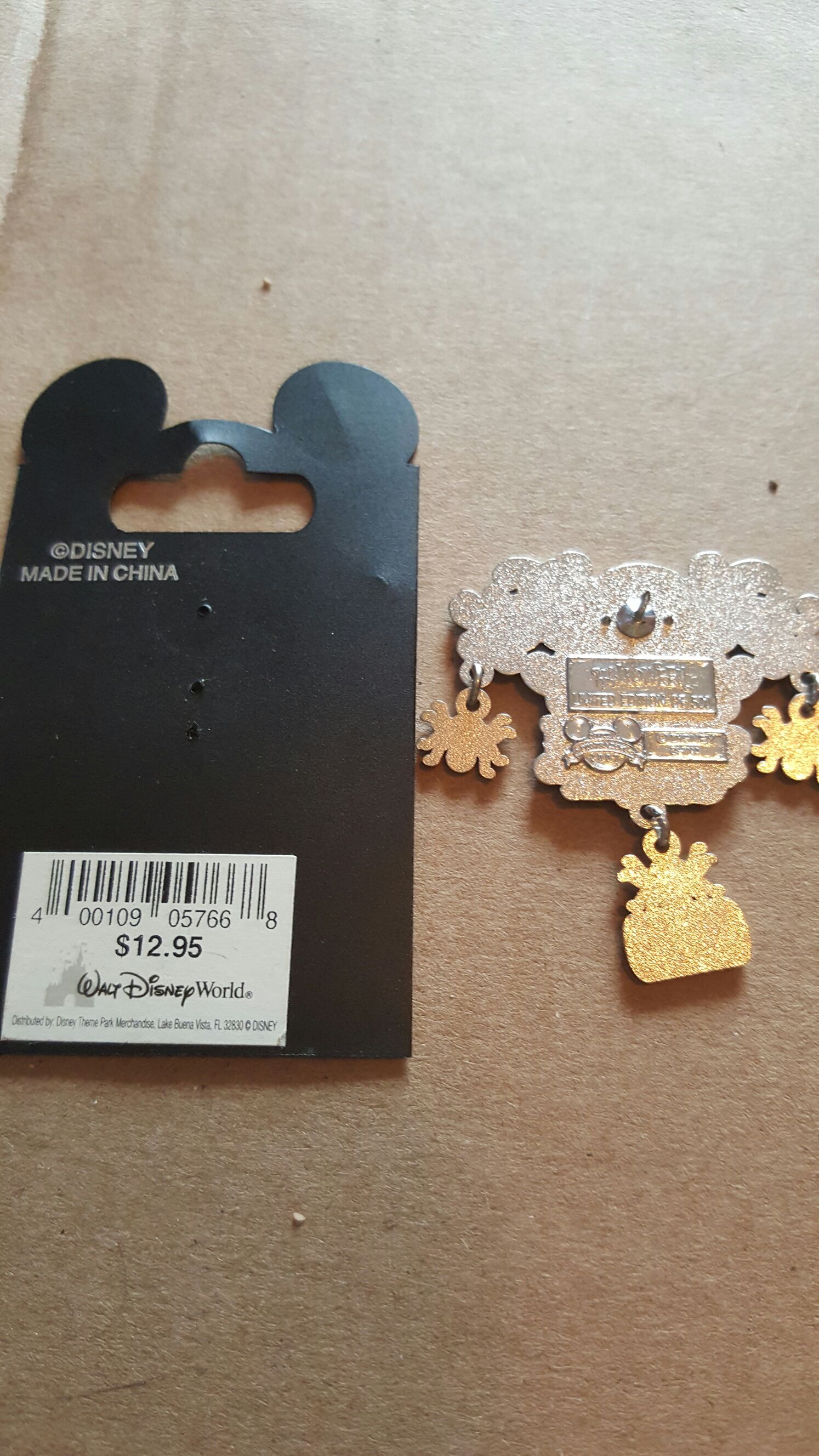 2007 Walt Disney world halloween  pin collectible [Barcode 400109057668] - Main Image 2