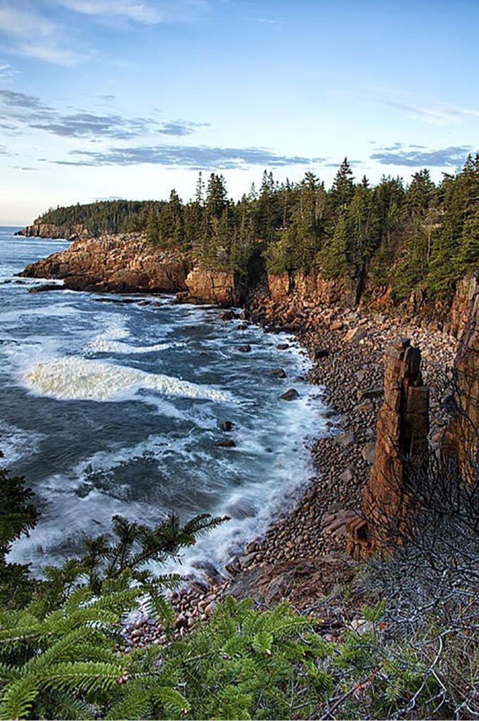 Acadia National Park - Maine - National Park pin collectible [Barcode 082954020082] - Main Image 1