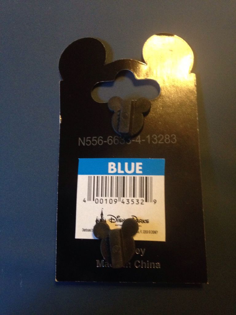 Mickey Mouse Guitar Pin  pin collectible [Barcode 400109435329] - Main Image 2