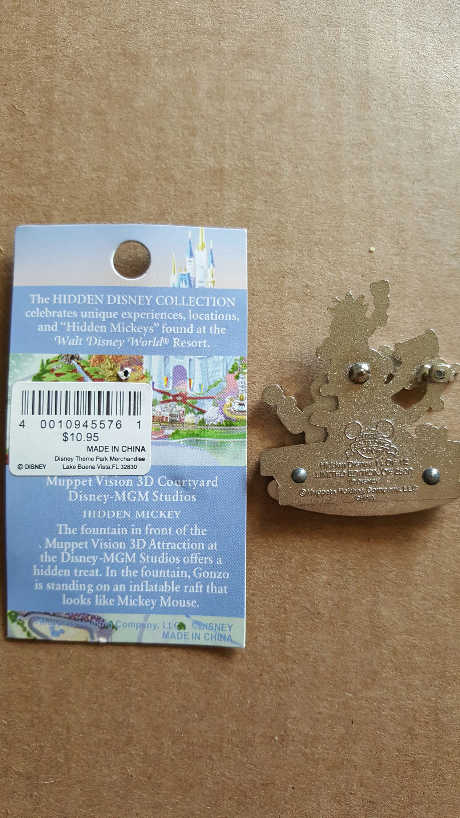 Hidden Disney Collection  pin collectible [Barcode 400109455761] - Main Image 2