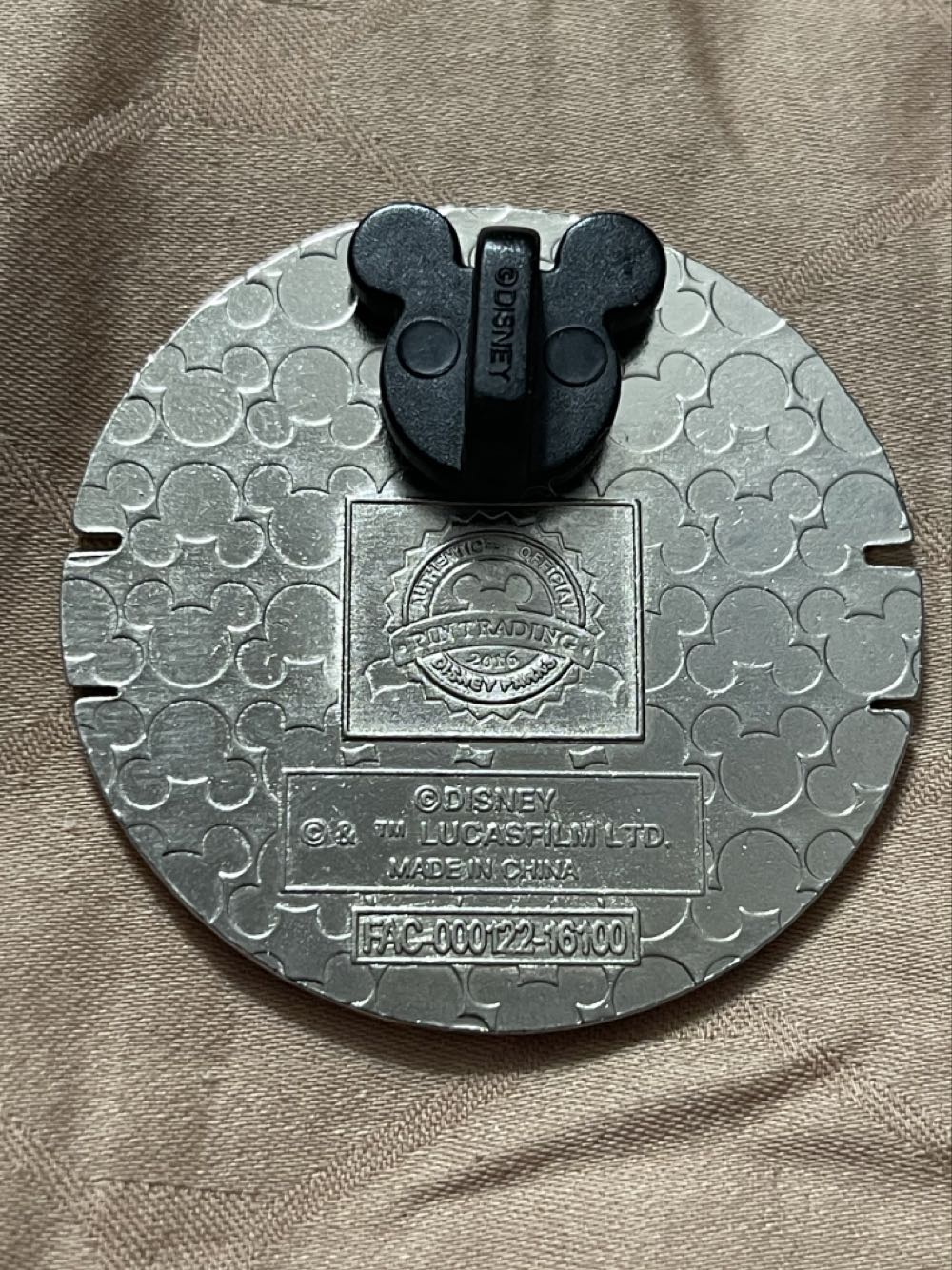 Star Wars R2-D2 “Astromech Droid” - Disney Parks Pin - Rack pin collectible [Barcode 400000386478] - Main Image 2