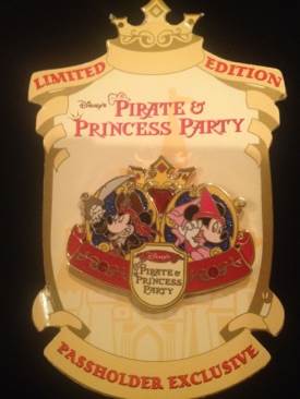 Mystery Pins Best Friends 