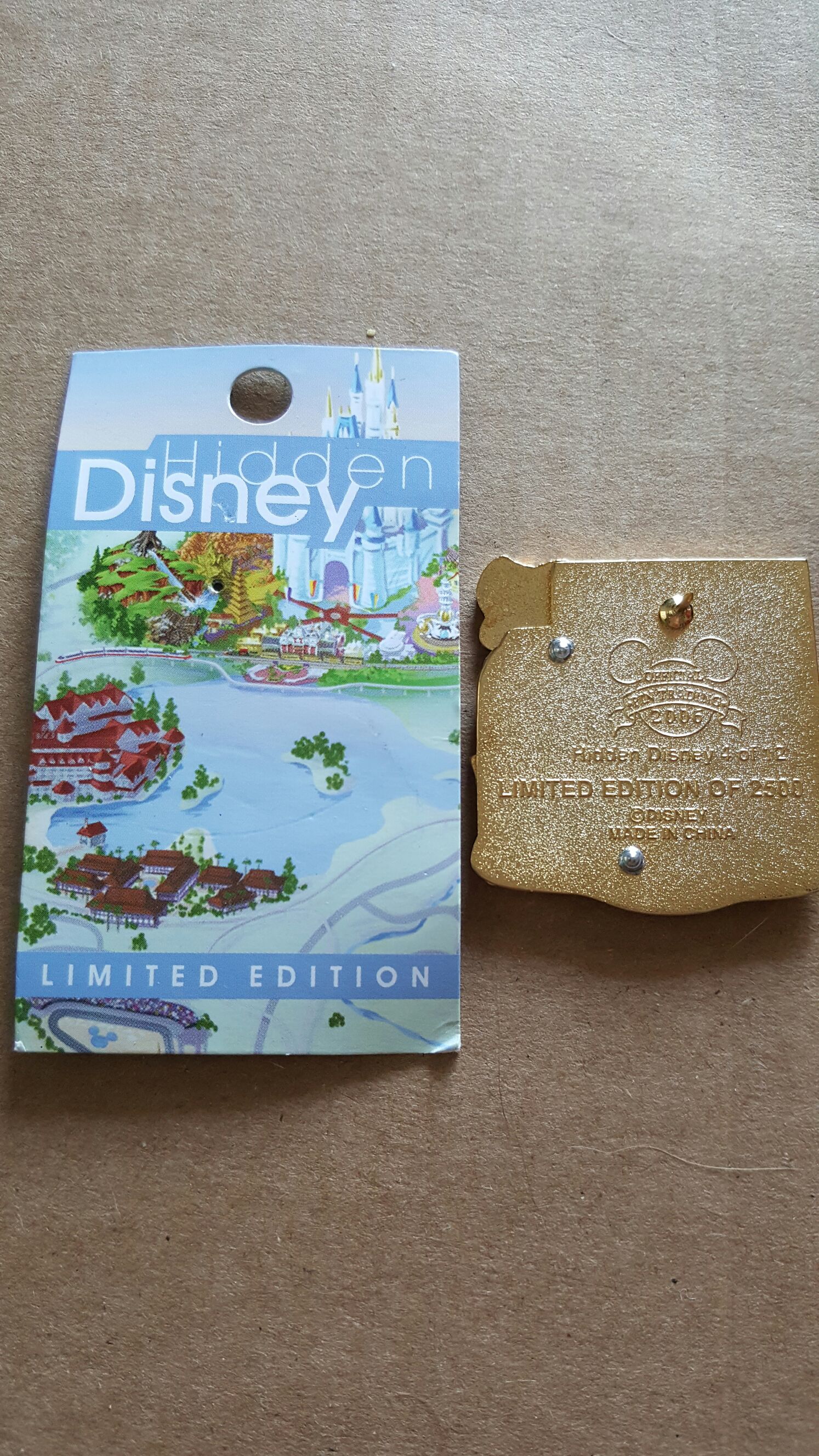 Hidden Disney Collection  pin collectible [Barcode 40014234] - Main Image 2