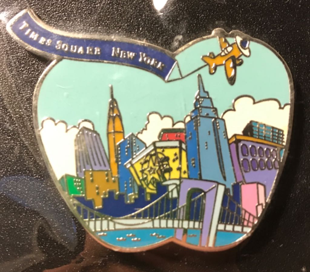 Toys ”R” Us - Pin pin collectible [Barcode 802585001690] - Main Image 2