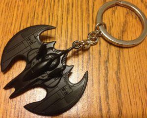 Batman Metal Batwing Key Chain  pin collectible [Barcode 812095022535] - Main Image 2