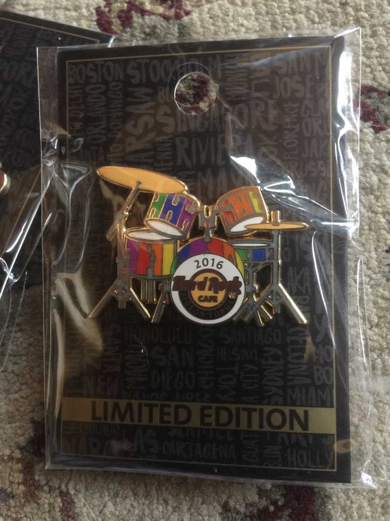2013 Mickey Hat Pin