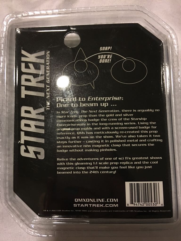 Star Trek: The Next Generation - Magnetic Communicator  pin collectible [Barcode 894742005306] - Main Image 2