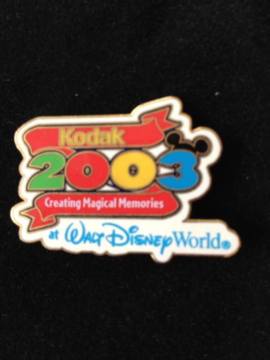 Pirates of the Caribbean Skull With Swords