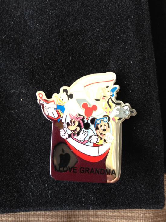 Crest Collection - Mickey Mouse