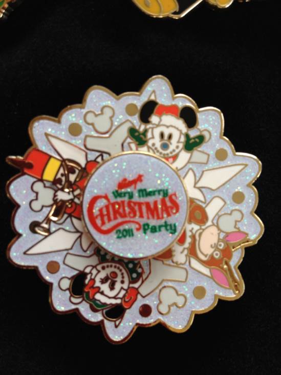 Sleeping Beauty Aurora Briar Rose & Horse Glitter Heart 2011 Dlr Disney Pin