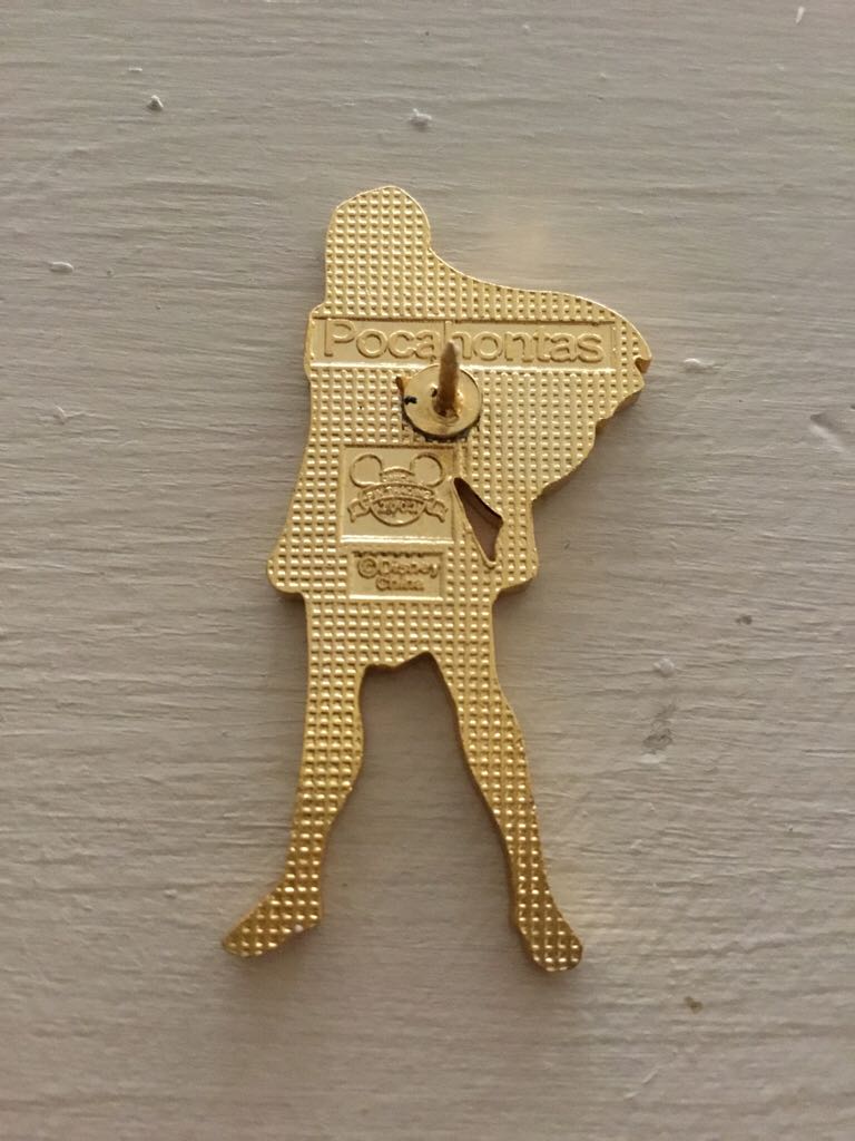Pocahontas  pin collectible - Main Image 2