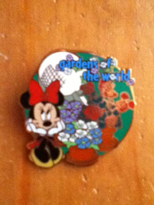 Sedesma-101 Dalmatian Puppy Sitting (Gold)