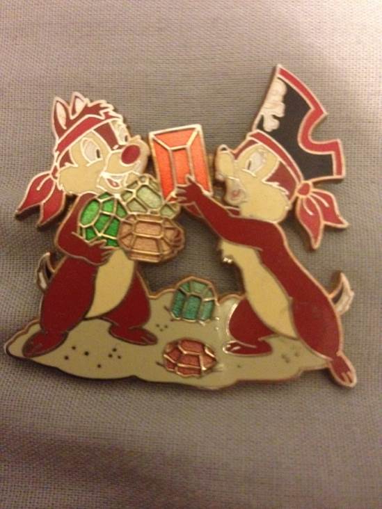 Chip And Dale Pirates  pin collectible - Main Image 1