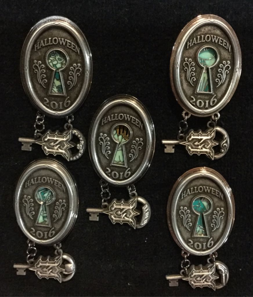 Mickey Outline with Red Snowflakes