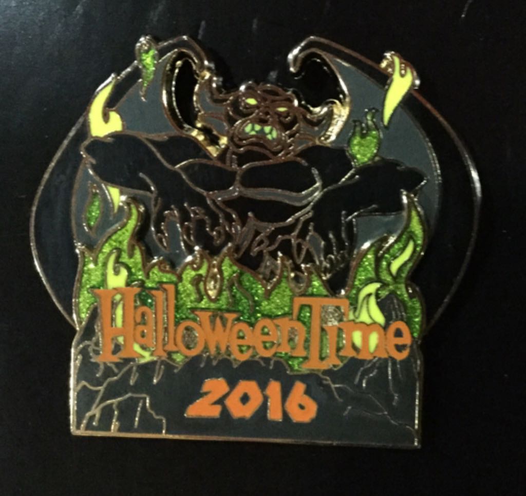 Mickey Head Santa Pin