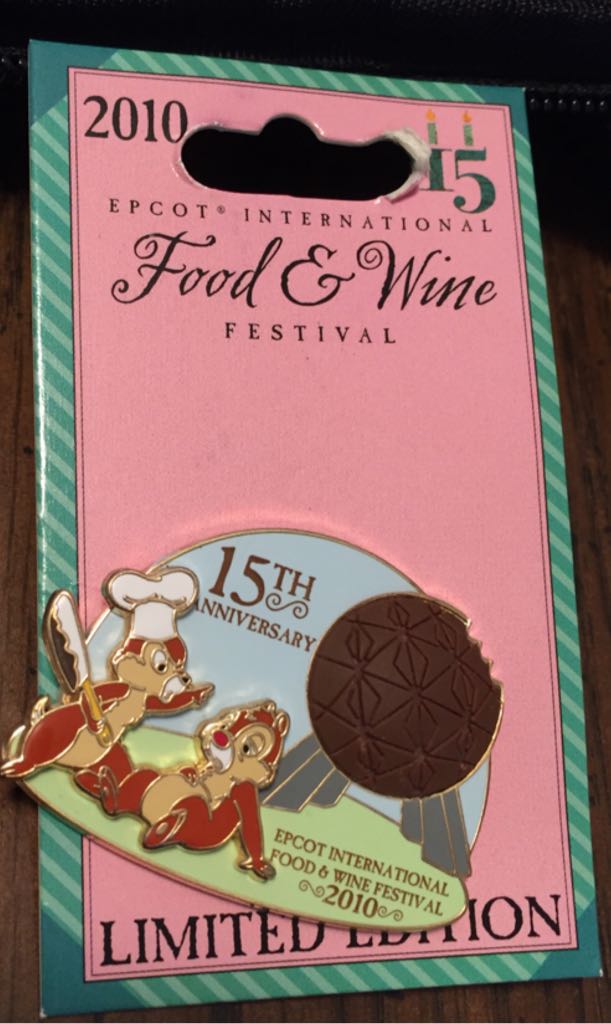 WDW - Epcot International Food And Wine Festival 2012 - Chip and Dale