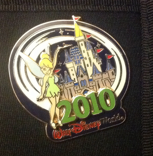 DisneyShopping.com - Hinged Pin Series - Lilo & Stitch