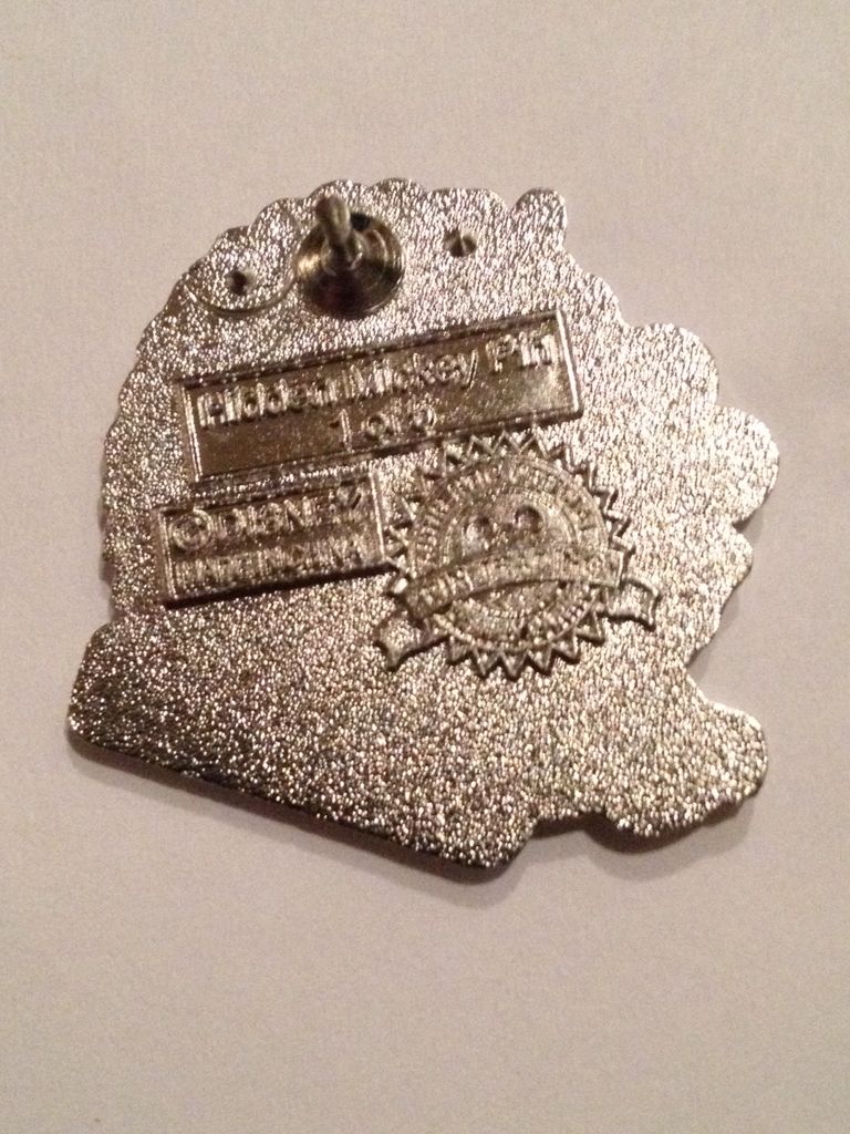 North America  pin collectible - Main Image 2